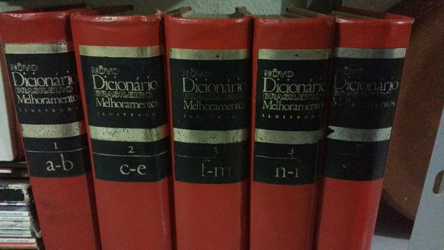 Dicionário Clássico Melhoramentos