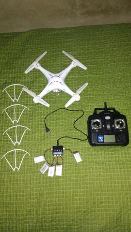 Drone intruder candide h18 com 4 baterias mais carregador