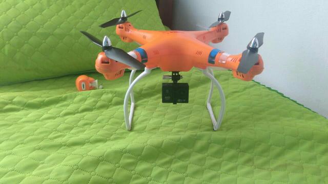 Drone x8c com go pro