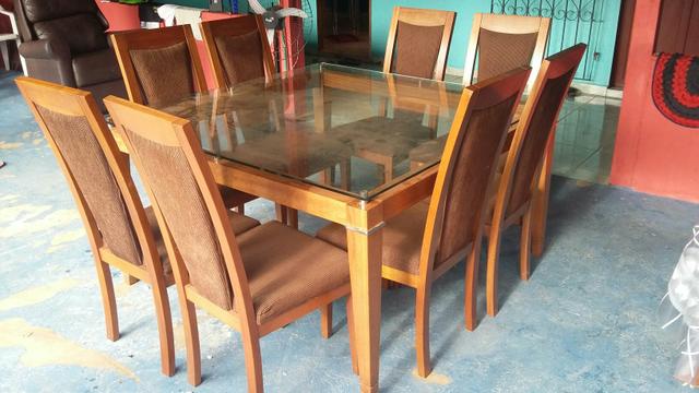 Jogo de Mesa 8 Cadeiras Rudnick