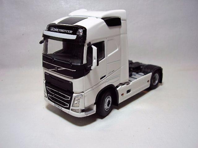 Miniatura Caminhão Volvo New Fh Escala 1:50 Da Wsi = Arpra
