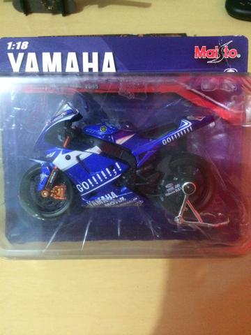 Miniatura Moto Yamaha