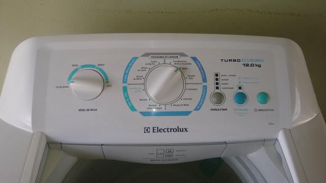 Máquina de lavar electrolux turbo economia 12kg lava
