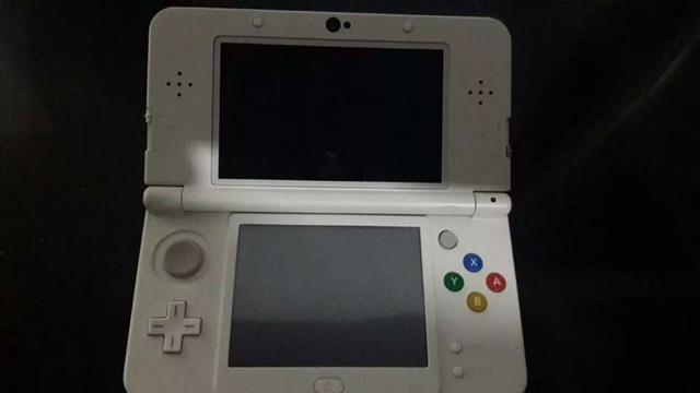 New 3DS versão especial super mario 3d land, 3 meses de uso