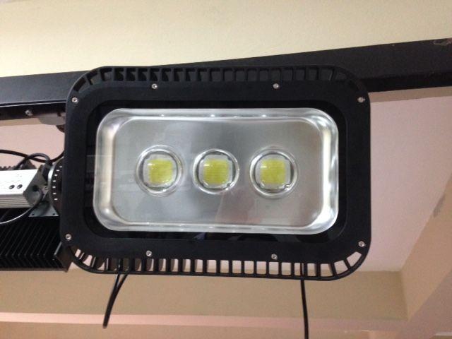 Refletor LED Profissional 240W