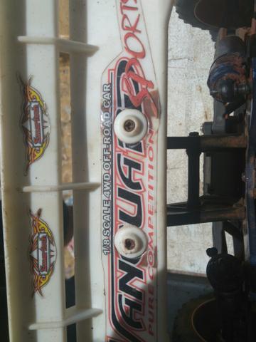 Tres auto modelos a combustão