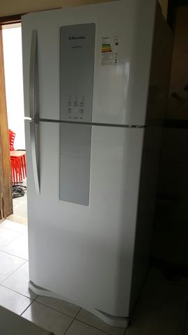 Trocoo ou vendoo Geladeira gigante 550 litros