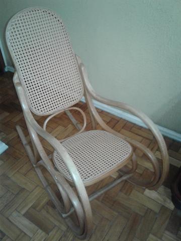 Cadeira de balanço austríaca ou palhinha