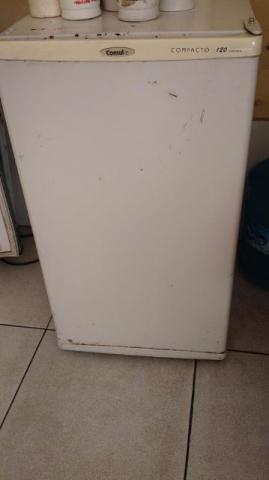 Frigobar consul 120 compacto refrigerador