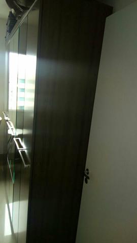 Guarda Roupa Casal Espelhado lindo, sem NENHUM risco,