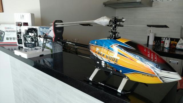 Helicóptero t-rex 600 com radio e simulador
