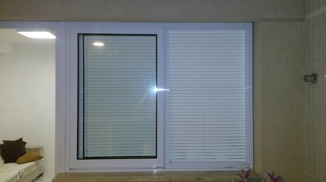 Janela em ótimo estado de conservação