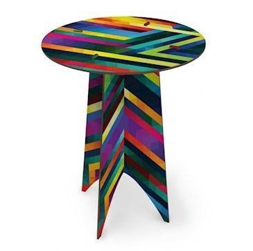 Mesa + banco decorativo colorido, da I-Stick
