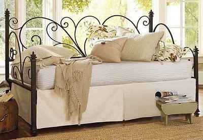 Sofa - Cama na CasaDeFerro