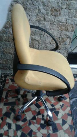 Cadeira giratória