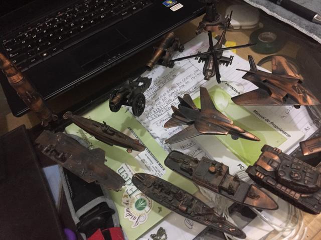 Coleção miniaturas de ferro máquinas de guerra