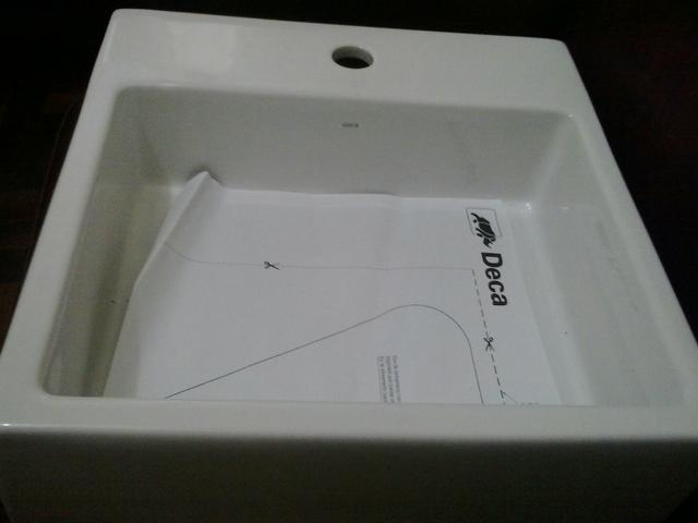 Cuba para banheiro Deca na caixa