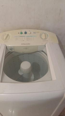 Máquina de lavar roupa Electrolux 8 kg