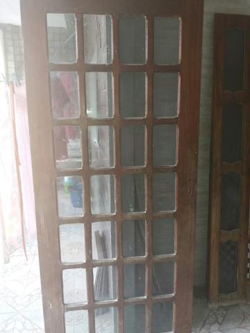 Porta de jatobá com vidros