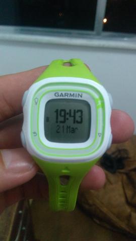 Relógio c/ GPS Garmin Forerunner 10
