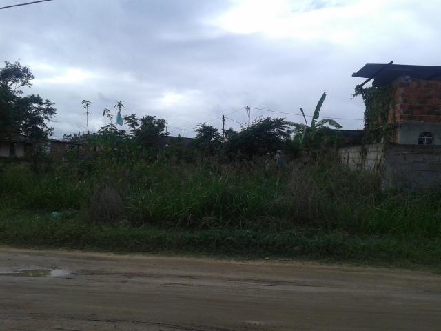 Terreno pra doaçao. araruama prox praia e centro plano agua