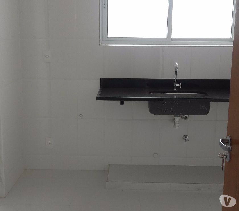 Área Privativa no Prado com 2 Qts, 2 Vgs.