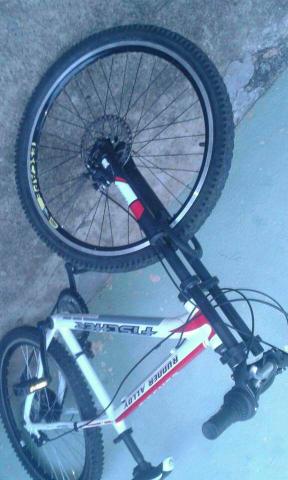 Bike semi nova de loja