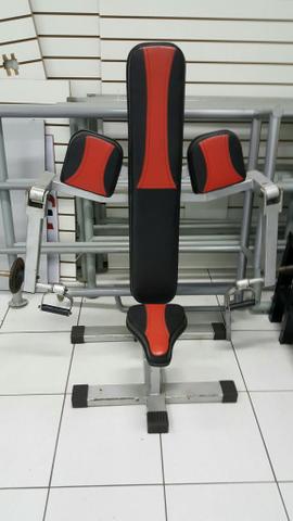 Biceps articulado convergente aparelho musculação