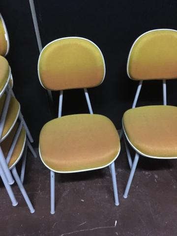 Cadeiras tipo escritório