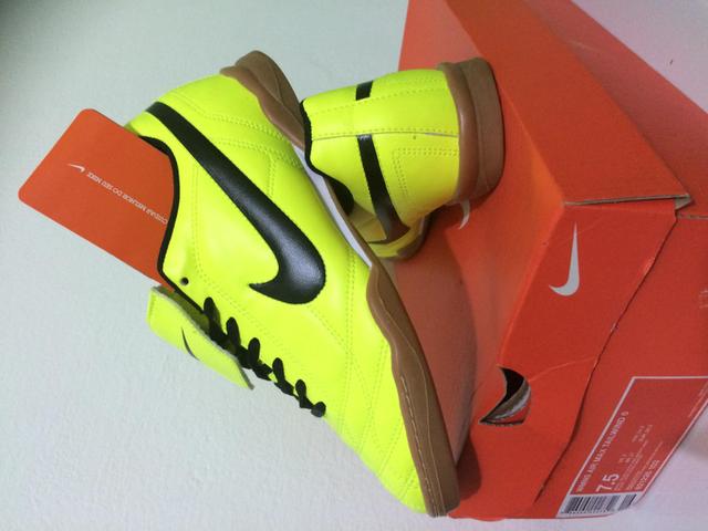 Chuteira Nike original futsal 36