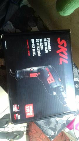 Furadeira Skill 13mm Zero, nunca usada