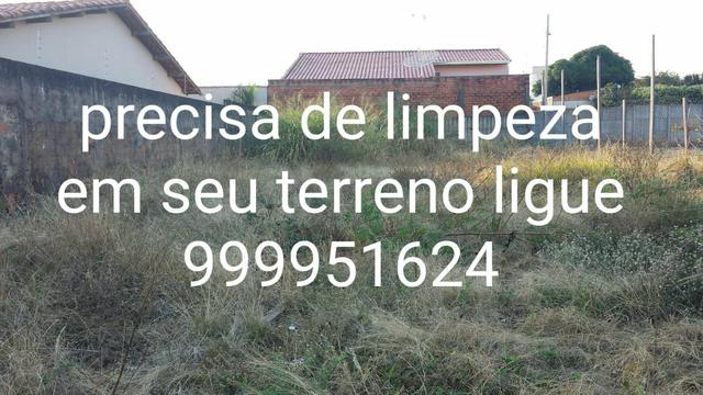 Limpeza de terrenos e corte de grama