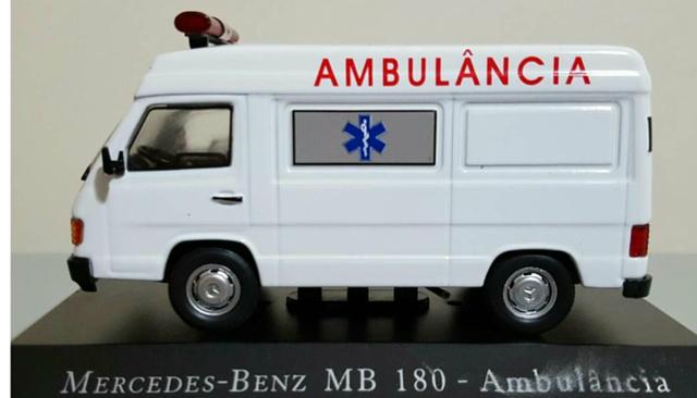 Miniatura Ambulância Mercedes-Benz MB 180