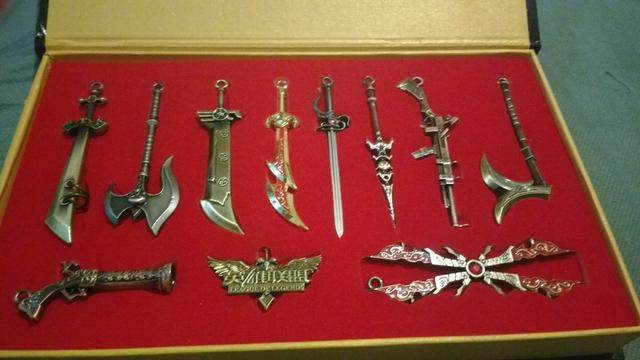Miniaturas das armas de League of Legends