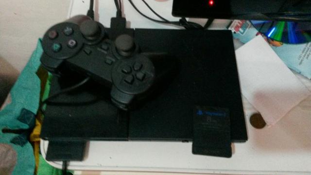PS2 ele só não está saindo o som mas funciona tudo.O som