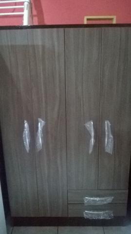 Roupeiro 4 portas - Promoção