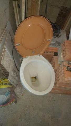 Vaso e pia para banheiro