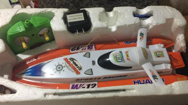 Lancha de controle remoto 40 MHZ