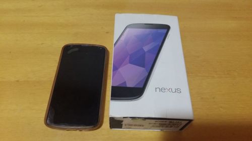 Nexus 4 Apenas para usar peças