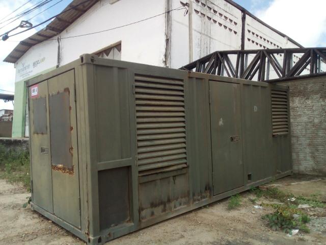 Vendo Container e Tesouras