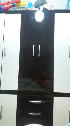 Vendo Guarda roupa (usado, mas estado de novo)