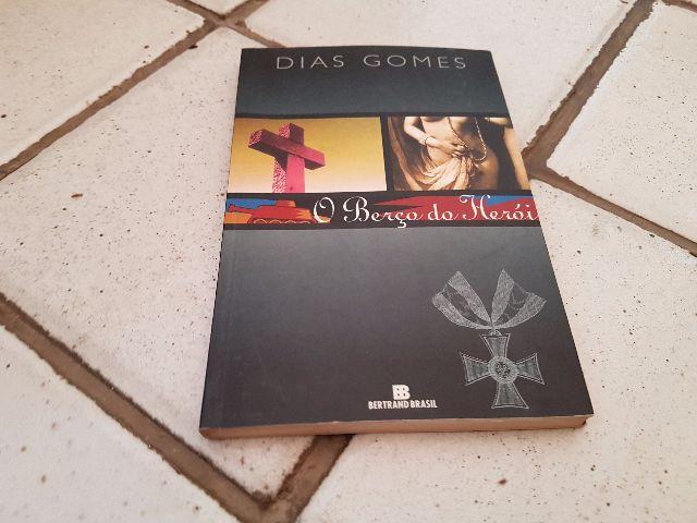 Livro Dias Gomes - O berço do heroi