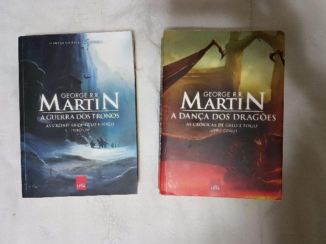 Livros Cronicas Gelo e Fogo Volumes 01 e 05 George RR Martin