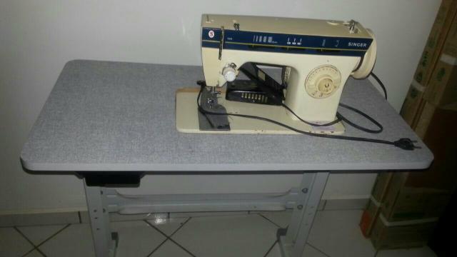 Maquina de costura singer zig zag