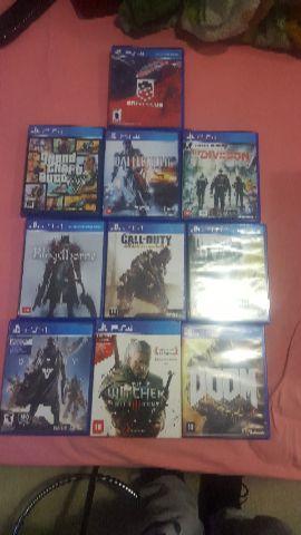 Ps4 com 10 jogos e HD de 1 Tr