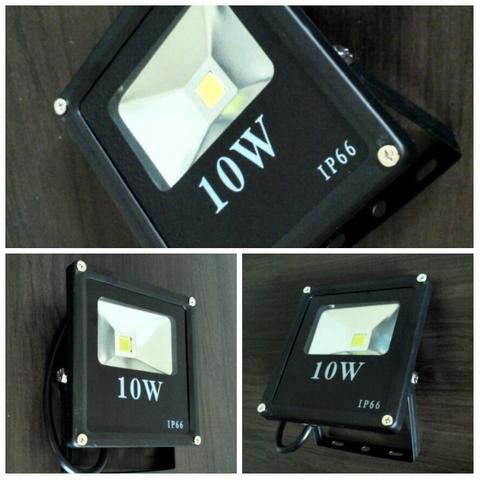 Refletor LED bivolt, 10W de potência