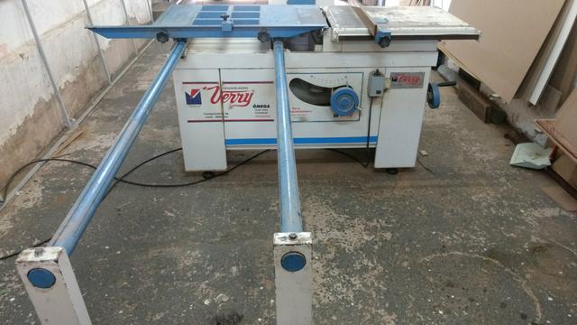 Serra Esquadrejadeira Verry / Lixadeira Usado