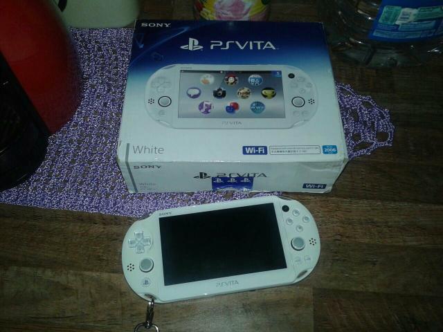 Sony psvita original (leia o anúncio)