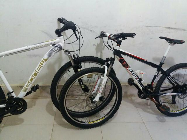 Vende-se duas bike top. por. $ . aro 29