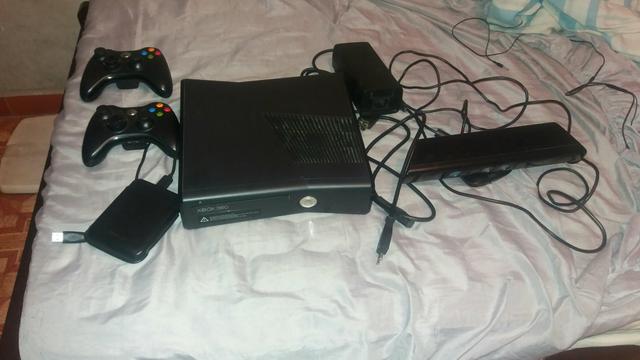 Xbox 360 em ótimo estado + HD de 1 tb